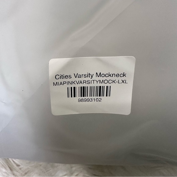 New in package PARKE Gray Mockneck with Pink Letters long sleeve - Picture 6 of 7